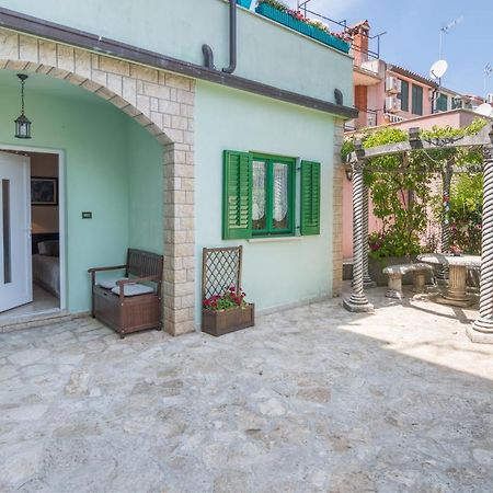 Secret Garden Apartment Porec Bagian luar foto